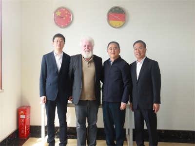 市人大常委會(huì )主任王宏偉會(huì )見(jiàn)德國合作伙伴海德先生推動(dòng)天意機械合作項目